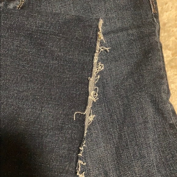 Raw hem, flare jeans - Picture 3 of 4